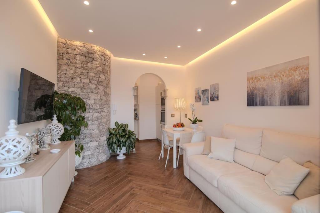 La Chicca Sicily Holiday House Castelmola Bagian luar foto
